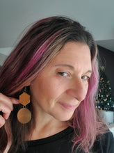 Load image into Gallery viewer, Hesagon Dangle Earrings