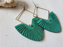 Load image into Gallery viewer, Summer Vibe Wood Earrings