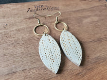 Load image into Gallery viewer, Starry Wood Earrings