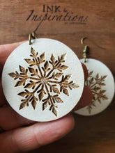 Load image into Gallery viewer, Boho Snow Wood Earrings