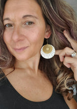 Load image into Gallery viewer, Sola Wood Dangles