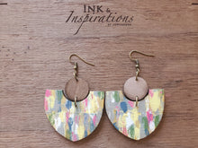 Load image into Gallery viewer, Mylies Flowers Wood Earrings