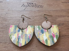 Load image into Gallery viewer, Mylies Flowers Wood Earrings