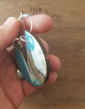 Load image into Gallery viewer, Manet Abstract Wood Earrings