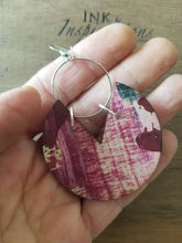 Load image into Gallery viewer, Manet Abstract Wood Earrings