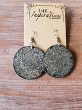 Load image into Gallery viewer, Tori Wood Earrings