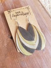 Load image into Gallery viewer, Metallic Wave Casual Elegant Wood Earrings
