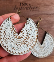 Load image into Gallery viewer, Rustic Tribal V Bohemain Wood Earrings