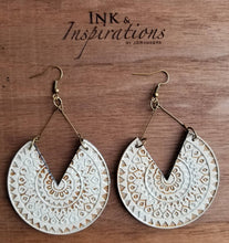 Load image into Gallery viewer, Rustic Tribal V Bohemain Wood Earrings