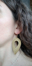 Load image into Gallery viewer, Gold Leaf Dangle Earrings