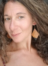 Load image into Gallery viewer, Diamond Block Wood Dangle Earrings