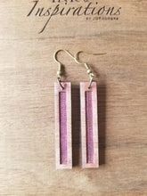 Load image into Gallery viewer, Rosado Rectangular Minimalist Earrings