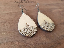 Load image into Gallery viewer, Snowflake Christmas Earrings