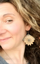 Load image into Gallery viewer, Bohemain Flower Dangles