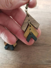 Load image into Gallery viewer, Gwynn Dangle Earrings