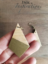Load image into Gallery viewer, Krista Geometric Wood Earrings