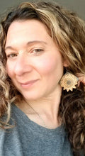 Load image into Gallery viewer, Bohemain Wood Earrings