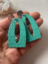 Load image into Gallery viewer, Elle boho wood earrings product photo 10
