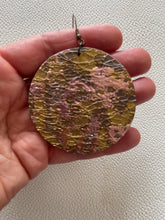 Load image into Gallery viewer, Lacey earrings product photo 3
