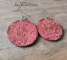 Load image into Gallery viewer, Pointsetta Ornament Christmas Wood Earrings
