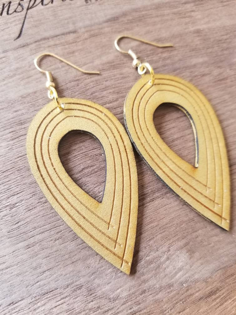 Gold Leaf Dangle Earrings