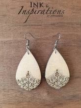 Load image into Gallery viewer, Snowflake wood earrings
